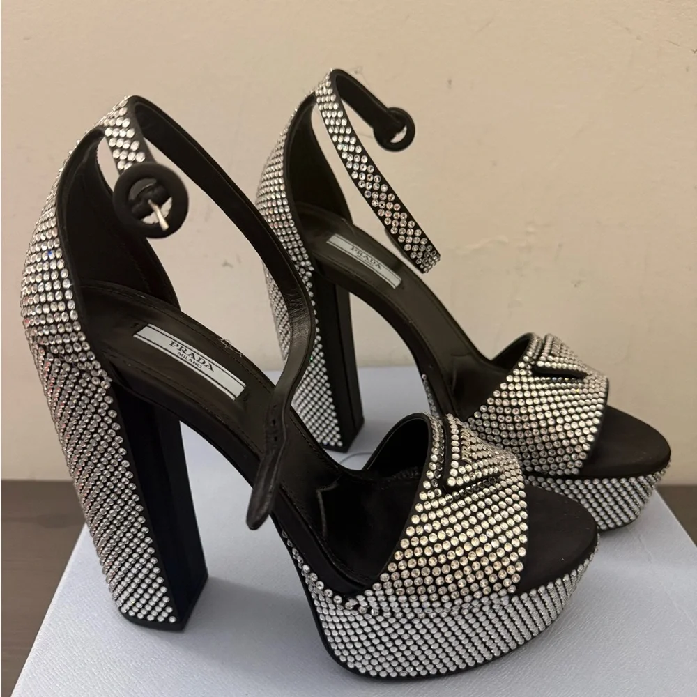 Prada Black and Silver Heels with Block Heel - Picture 3 of 6